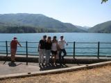 Abarthisti al lago ( Elvis, Giulia, Maura e Stefano )